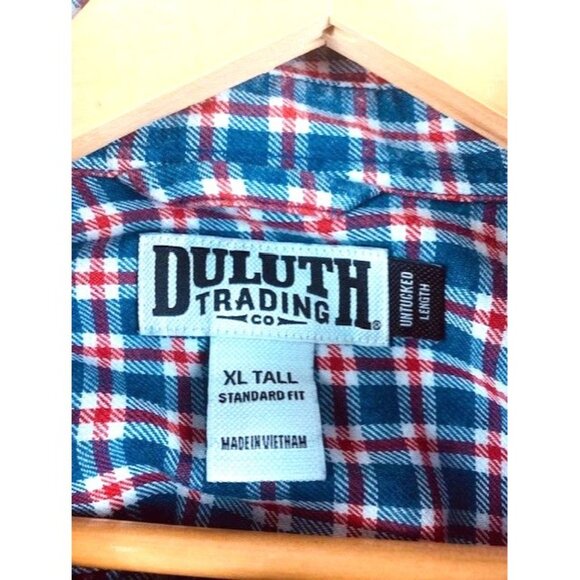 Duluth Trading Co Men's XL Tall Red & Blue Plaid Short Sleeve Button-Up Shirt - Picture 3 of 9